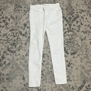 Levi’s 711 skinny Jean white